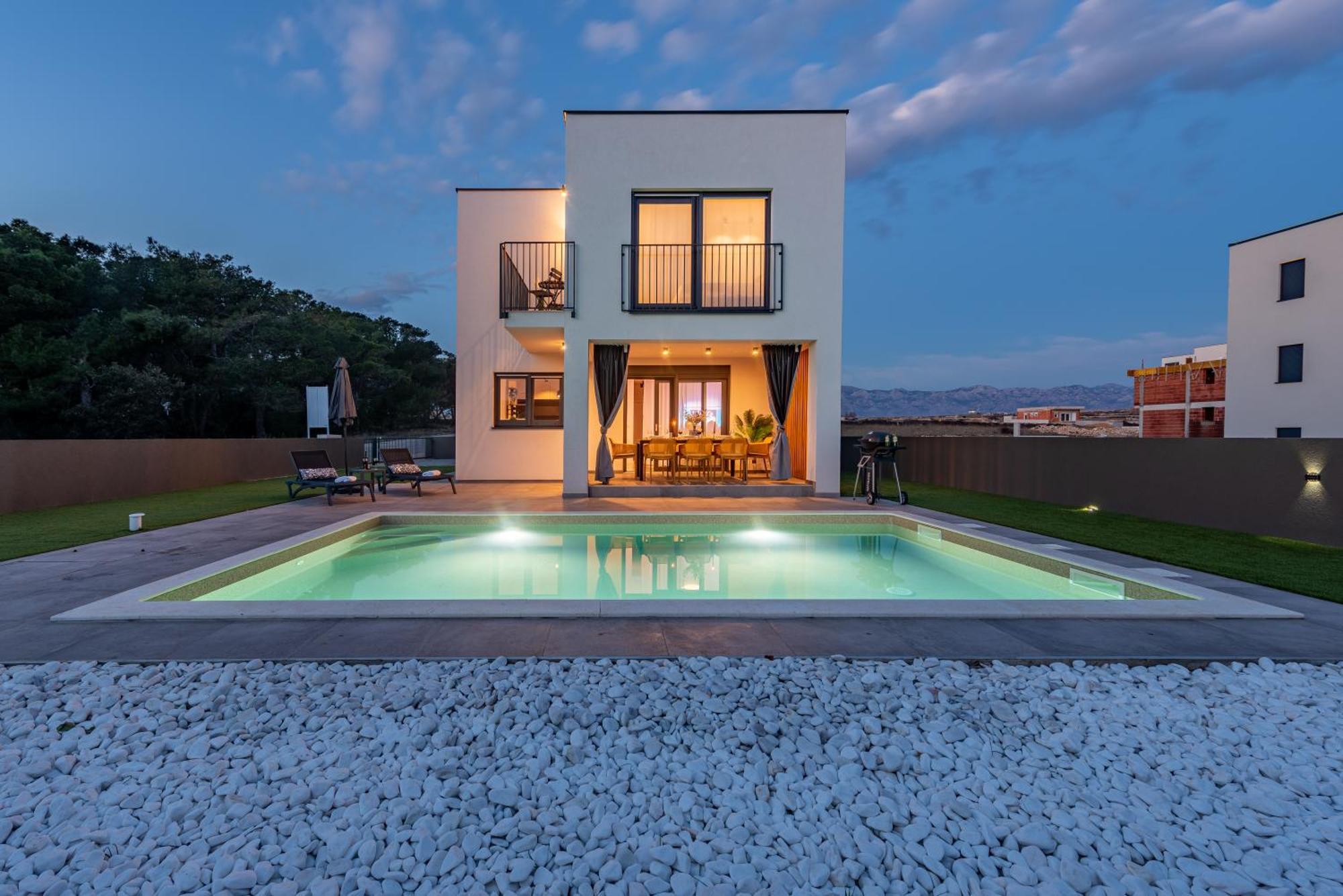 Brand New 'maslina' With Pool *